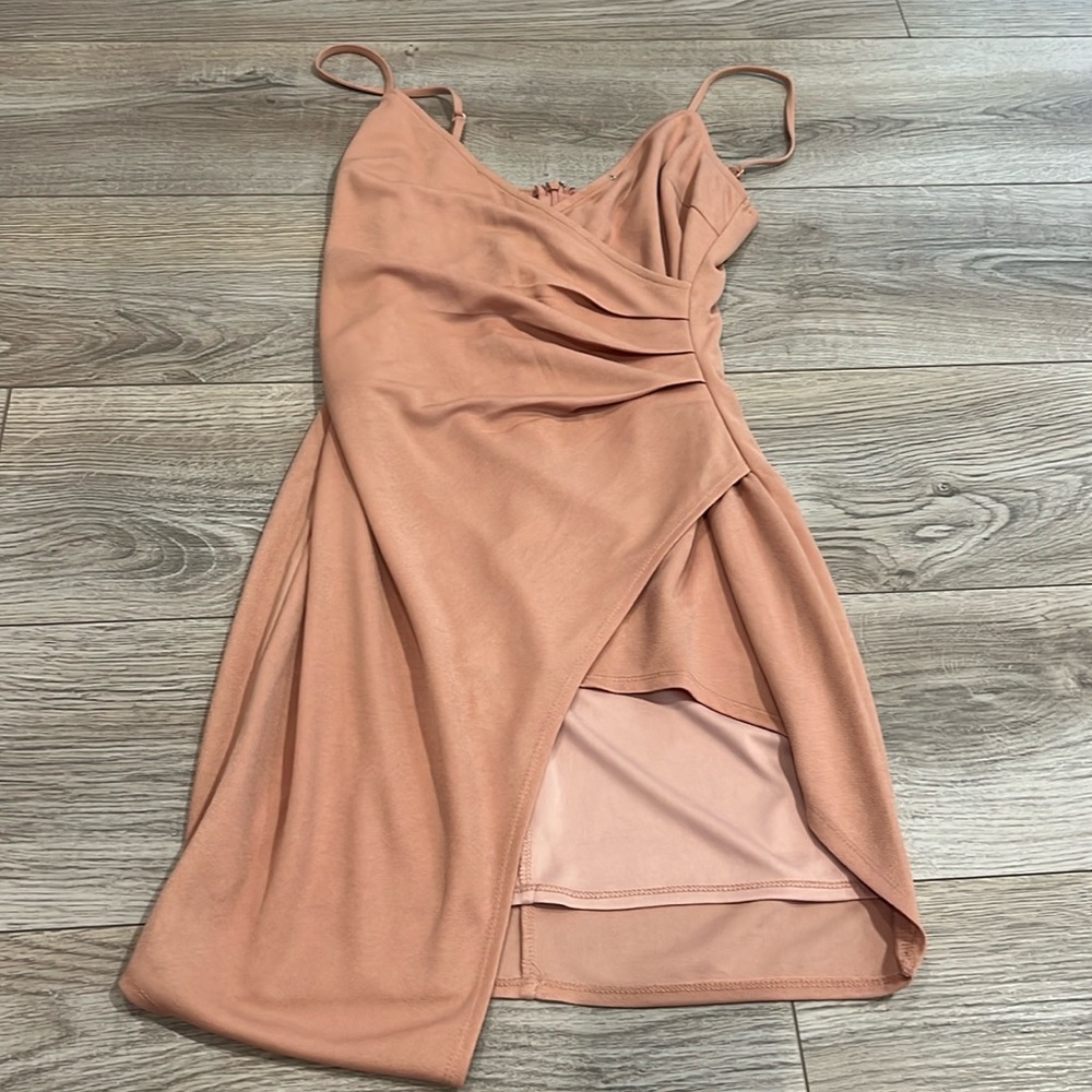 Peach mini dress with leg slit. Size s